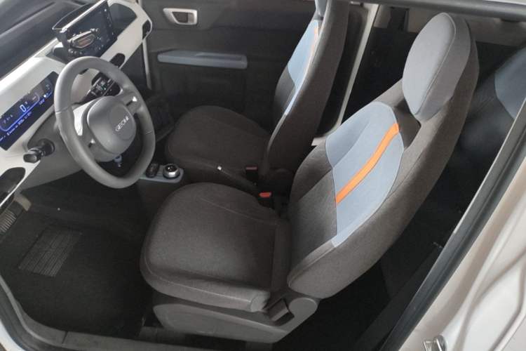 Used Geely Galaxy Panda 2024 Panda Mini 200km Endurance Bear Left Front Seat