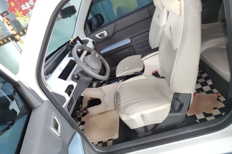 Used Geely Galaxy Panda 2024 Panda Mini 200km Endurance Bear Left Front Seat