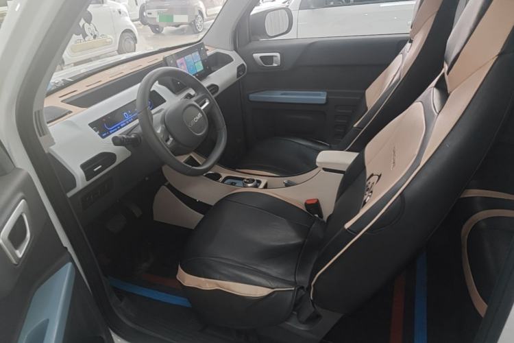 Used Geely Galaxy Panda 2024 Panda Mini 200km Endurance Bear Left Front Seat