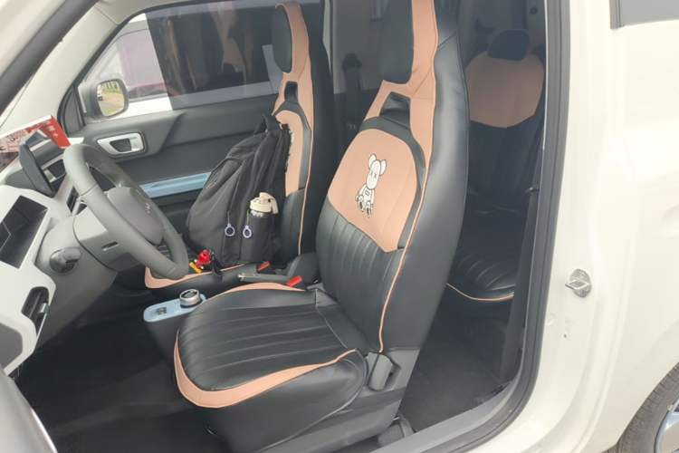 Used Geely Galaxy Panda 2024 Panda Mini 200km Endurance Bear Left Front Seat