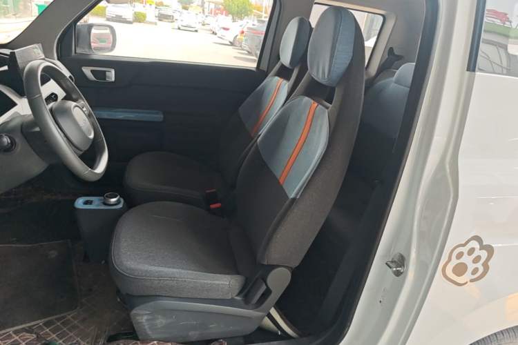 Used Geely Galaxy Panda 2024 Panda Mini 200km Endurance Bear Left Front Seat