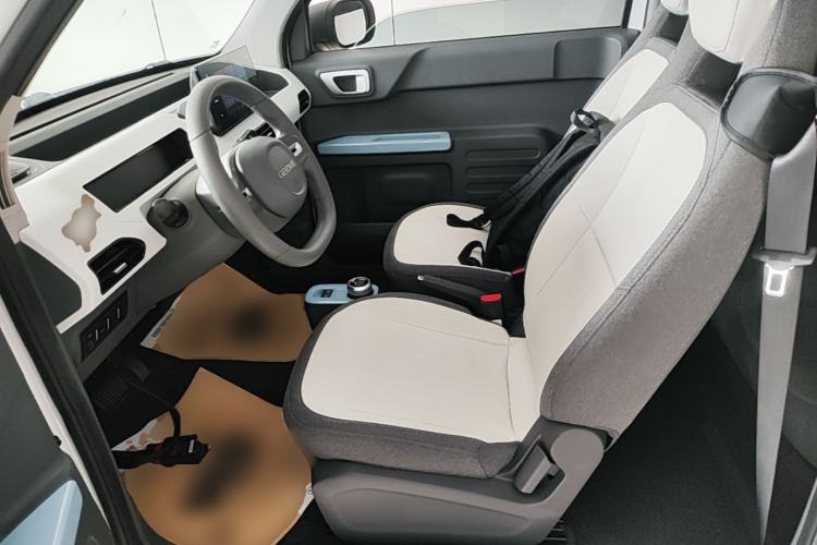 Used Geely Galaxy Panda 2024 Panda Mini 200km Endurance Bear Left Front Seat