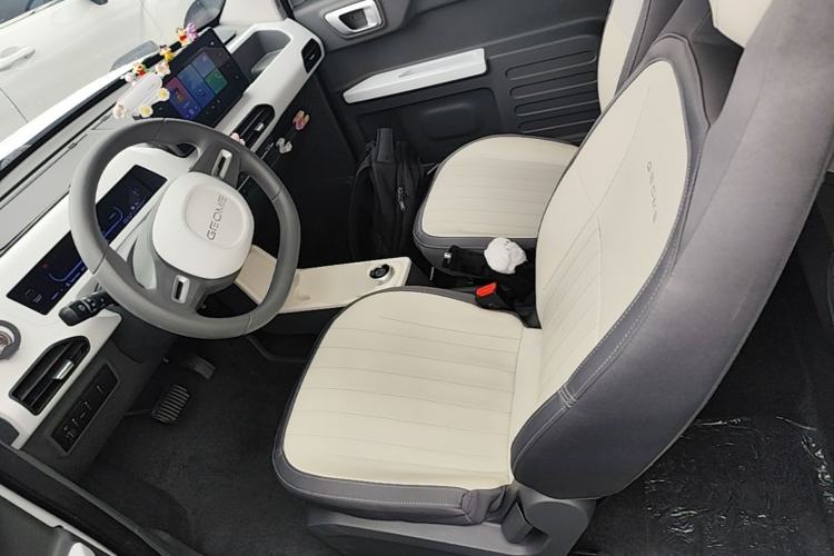 Used Geely Galaxy Panda 2024 200km Panda Kart Left Front Seat
