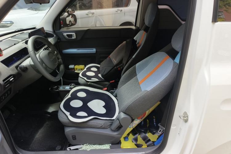Used Geely Galaxy Panda 2024 Panda Mini 200km Endurance Bear Left Front Seat