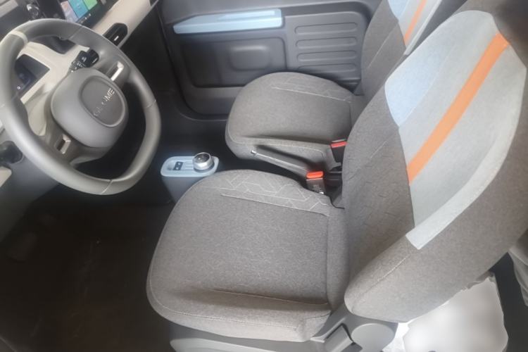 Used Geely Galaxy Panda 2024 Panda Mini 200km Endurance Bear Left Front Seat