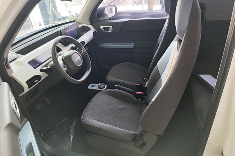 Used Geely Galaxy Panda 2024 Panda Mini 200km Endurance Bear Left Front Seat