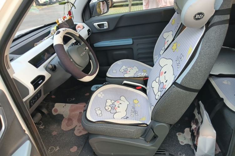 Used Geely Galaxy Panda 2024 Panda Mini 200km Endurance Bear Left Front Seat