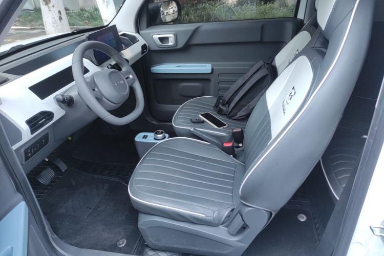 Used Geely Galaxy Panda 2024 Panda Mini 200km Endurance Bear Left Front Seat