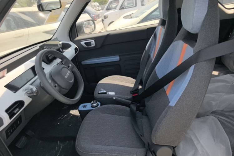 Used Geely Galaxy Panda 2024 Panda Mini 200km Endurance Bear Left Front Seat