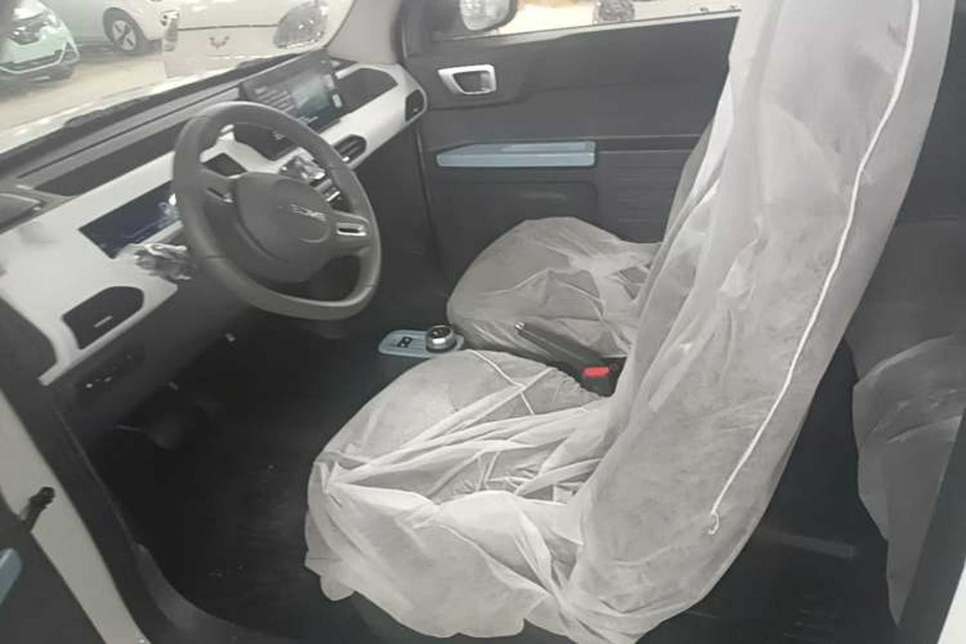 Used Geely Galaxy Panda 2024 Panda Mini 200km Endurance Bear Left Front Seat