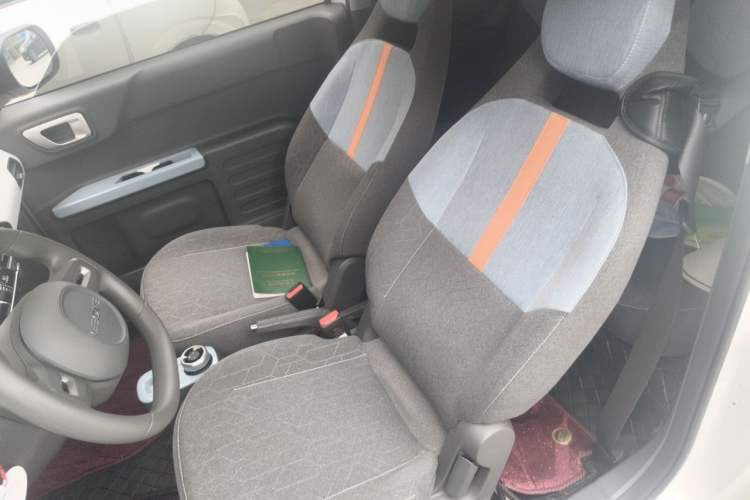 Used Geely Galaxy Panda 2024 Panda Mini 200km Endurance Bear Left Front Seat