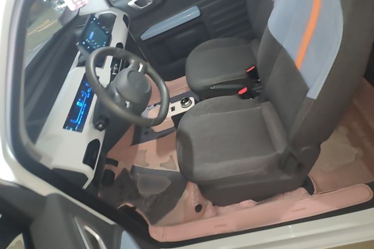 Used Geely Galaxy Panda 2024 Panda Mini 200km Endurance Bear Left Front Seat