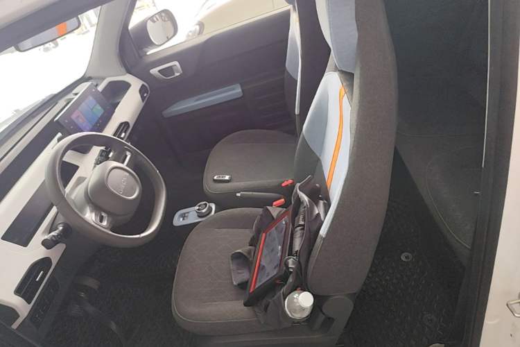 Used Geely Galaxy Panda 2024 Panda Mini 200km Endurance Bear Left Front Seat