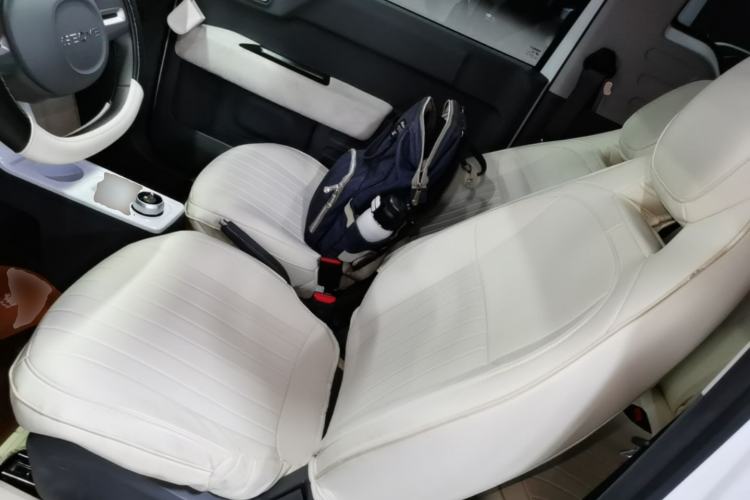 Used Geely Galaxy Panda 2024 Panda Mini 200km Endurance Bear Left Front Seat
