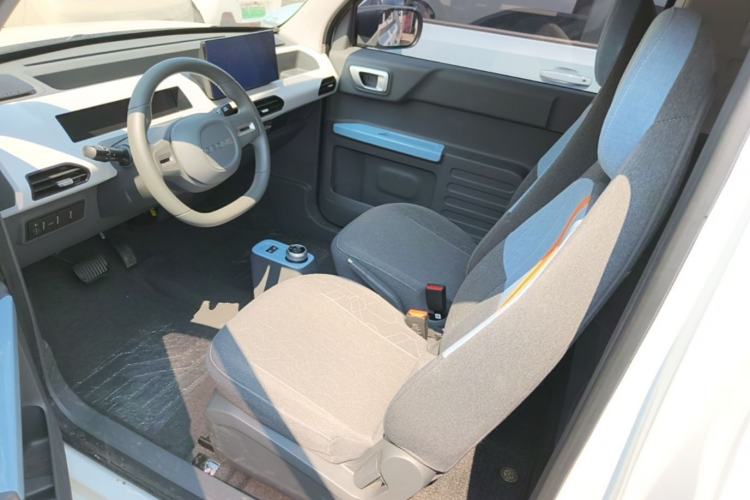 Used Geely Galaxy Panda 2024 Panda Mini 200km Endurance Bear Left Front Seat