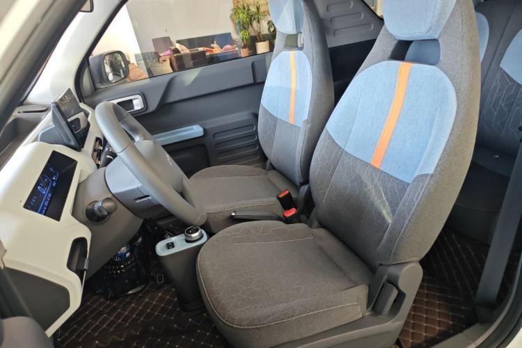 Used Geely Galaxy Panda 2024 Panda Mini 200km Endurance Bear Left Front Seat