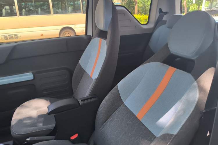 Used Geely Galaxy Panda 2024 Panda Mini 200km Endurance Bear Left Front Seat