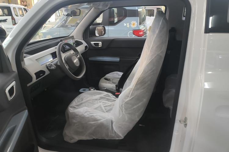 Used Geely Galaxy Panda 2024 Panda Mini 200km Endurance Bear Left Front Seat