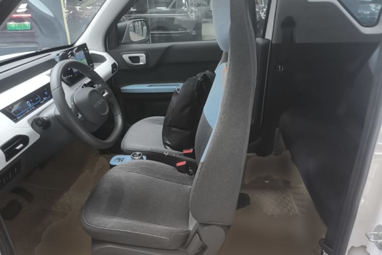 Used Geely Galaxy Panda 2024 Panda Mini 200km Endurance Bear Left Front Seat