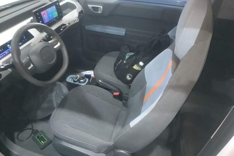 Used Geely Galaxy Panda 2024 Panda Mini 200km Endurance Bear Left Front Seat