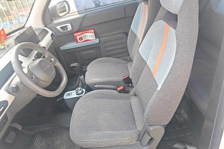 Used Geely Galaxy Panda 2024 Panda Mini 200km Endurance Bear Left Front Seat