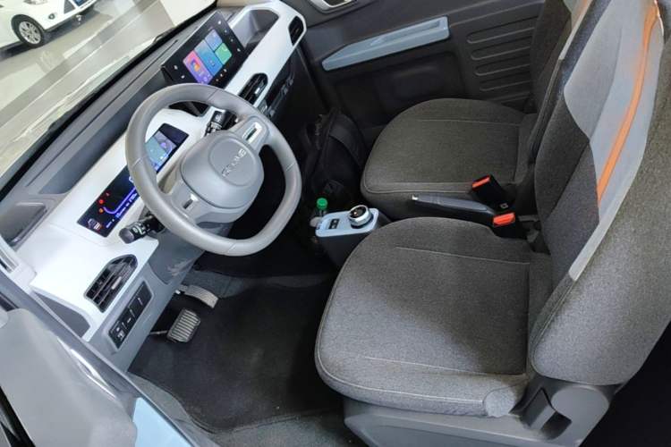 Used Geely Galaxy Panda 2024 Panda Mini 200km Endurance Bear Left Front Seat