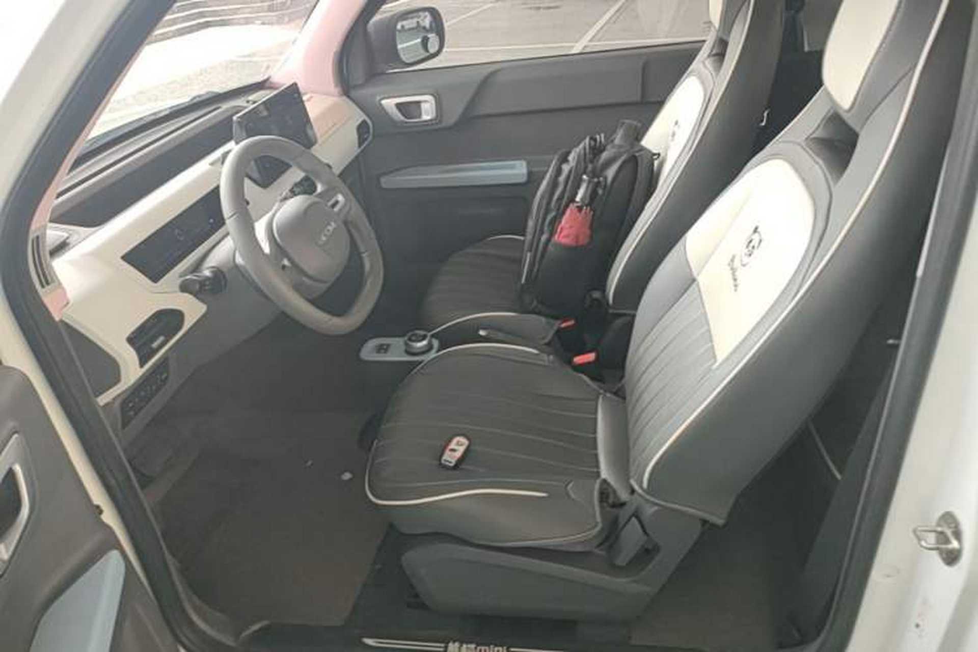 Used Geely Galaxy Panda 2024 Panda Mini 200km Dragon Edition Left Front Seat