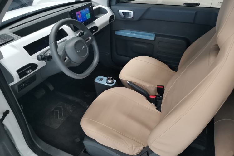 Used Geely Galaxy Panda 2024 Panda Mini 200km Endurance Bear Left Front Seat