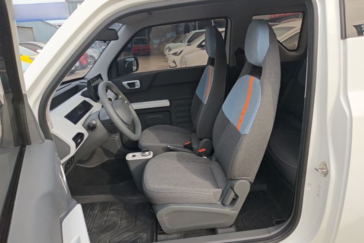 Used Geely Galaxy Panda 2024 Panda Mini 200km Endurance Bear Left Front Seat