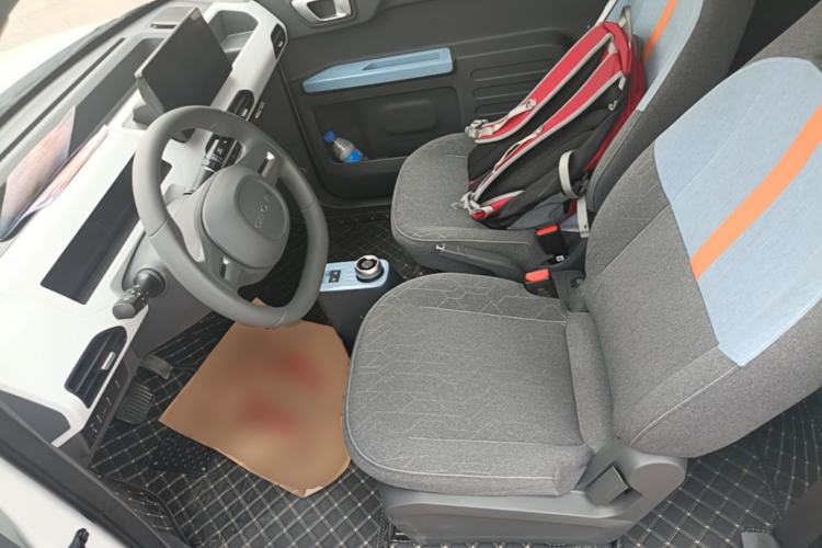 Used Geely Galaxy Panda 2024 Panda Mini 200km Endurance Bear Left Front Seat