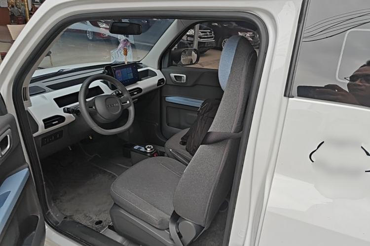 Used Geely Galaxy Panda 2024 Panda Mini 200km Endurance Bear Left Front Seat