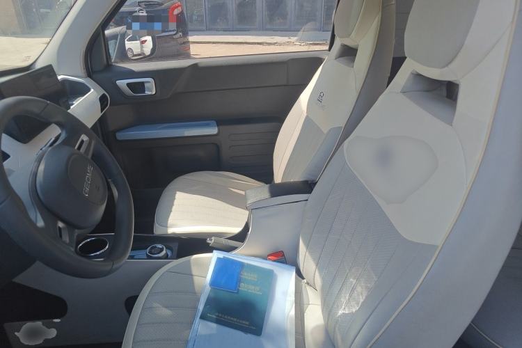 Used Geely Galaxy Panda 2024 Panda Mini 200km Endurance Bear Left Front Seat