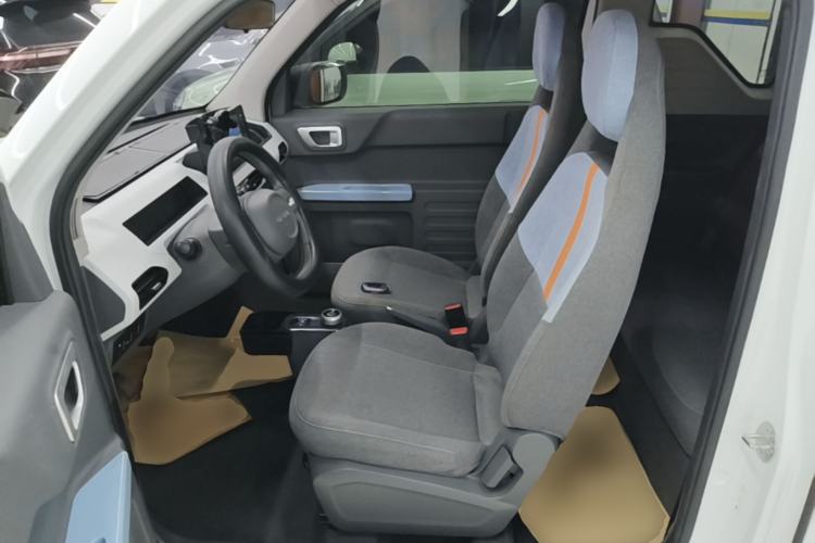 Used Geely Galaxy Panda 2024 Facelifted Panda Mini 200km Dragon Edition Left Front Seat