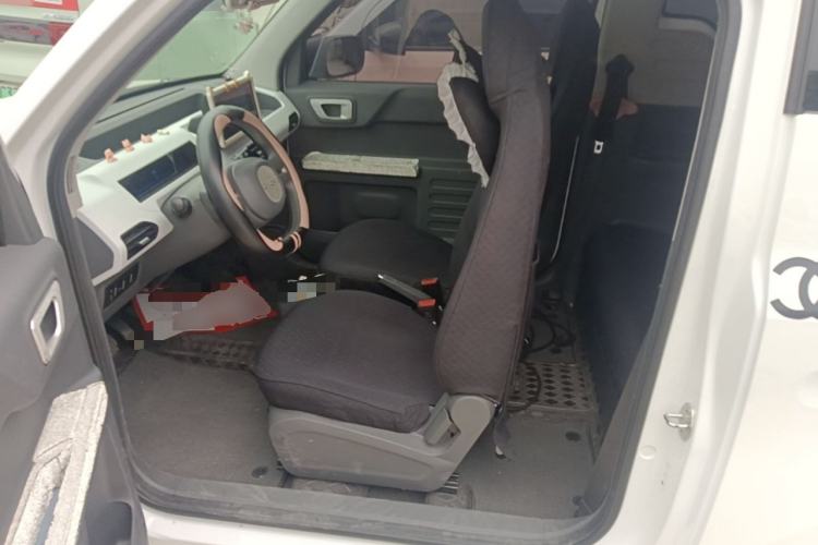 Used Geely Galaxy Panda 2024 Panda Mini 200km Endurance Bear Left Front Seat