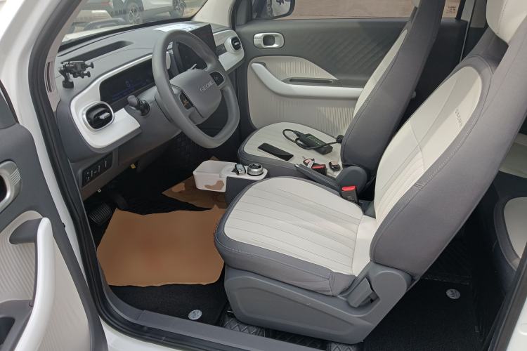 Used Geely Galaxy Panda 2024 200km Panda Rider Left Front Seat