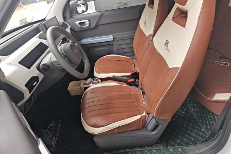 Used Geely Galaxy Panda 2024 Panda Mini 200km Endurance Bear Left Front Seat