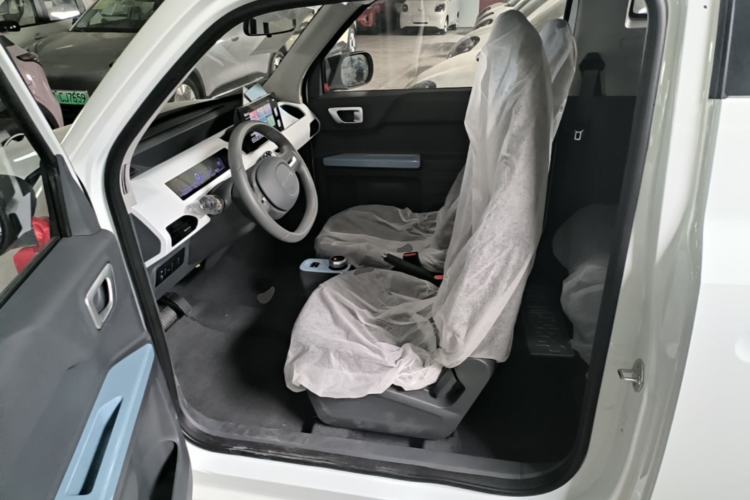 Used Geely Galaxy Panda 2024 Panda Mini 200km Endurance Bear Left Front Seat