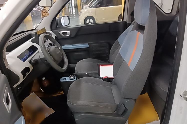 Used Geely Galaxy Panda 2024 Panda Mini 200km Longteng PRO Edition Left Front Seat
