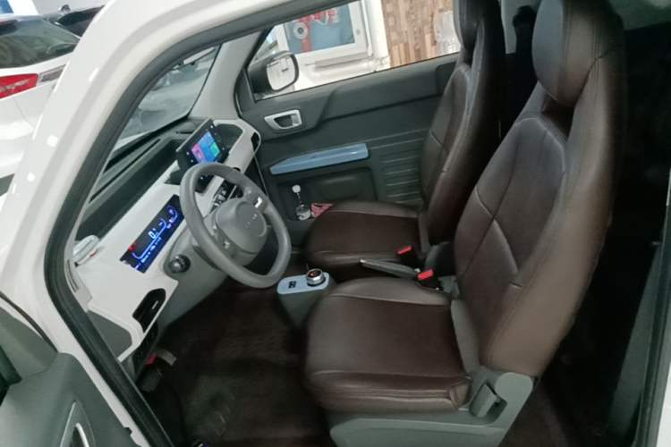 Used Geely Galaxy Panda 2024 Panda Mini 200km Endurance Bear Left Front Seat