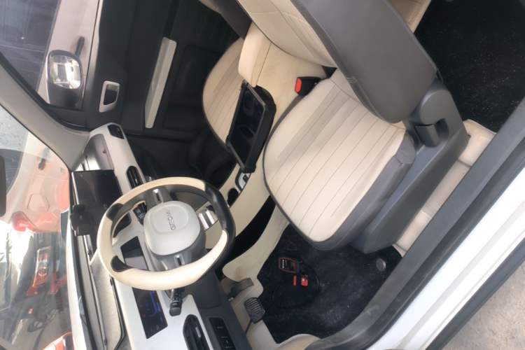 Used Geely Galaxy Panda 2024 200km Panda Kart Left Front Seat