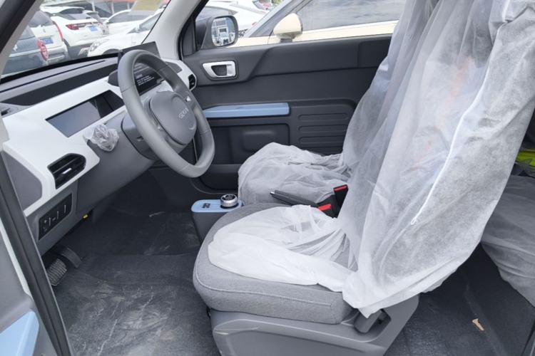 Used Geely Galaxy Panda 2024 Panda Mini 200km Endurance Bear Left Front Seat