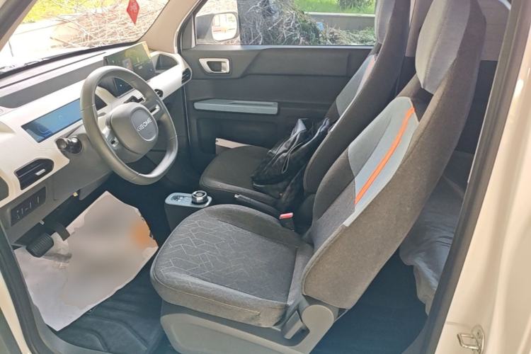 Used Geely Galaxy Panda 2024 Panda Mini 200km Endurance Bear Left Front Seat