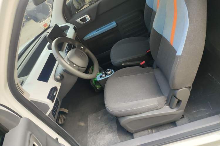 Used Geely Galaxy Panda 2024 Panda Mini 200km Endurance Bear Left Front Seat