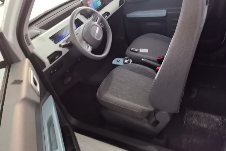 Used Geely Galaxy Panda 2024 Panda Mini 200km Endurance Bear Left Front Seat