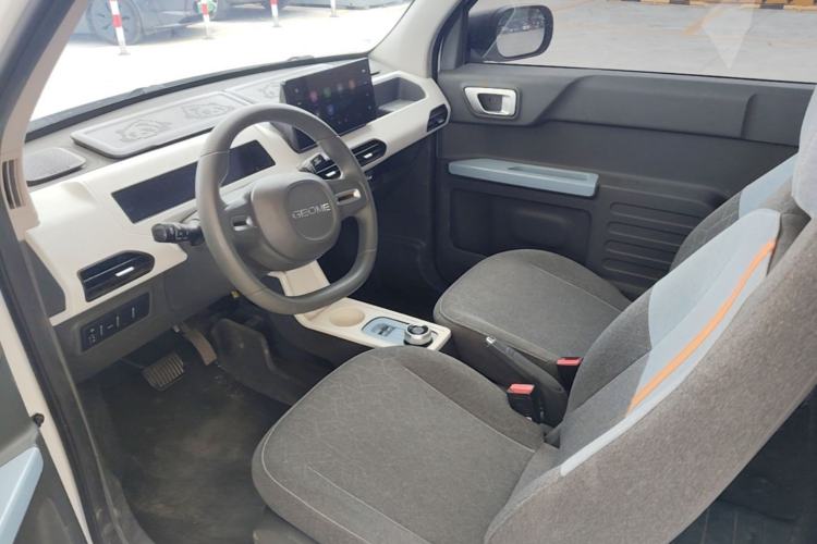 Used Geely Galaxy Panda 2024 Panda Mini 200km Endurance Bear Left Front Seat