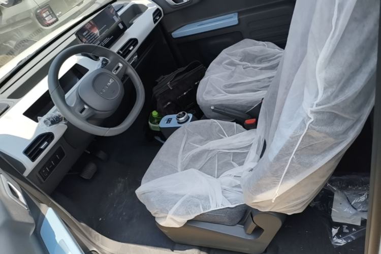 Used Geely Galaxy Panda 2024 Panda Mini 200km Endurance Bear Left Front Seat