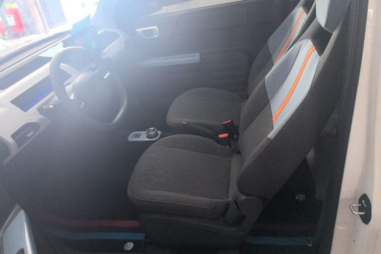 Used Geely Galaxy Panda 2024 Panda Mini 200km Endurance Bear Left Front Seat