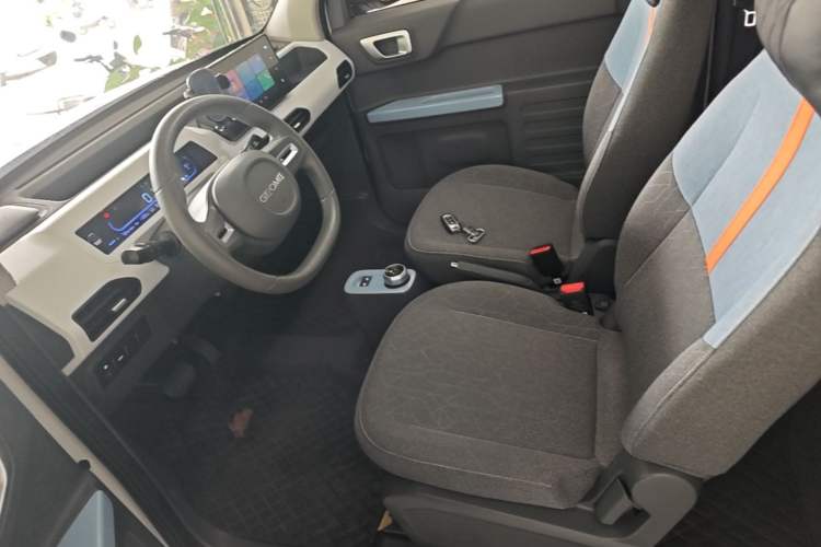 Used Geely Galaxy Panda 2024 Panda Mini 200km Endurance Bear Left Front Seat