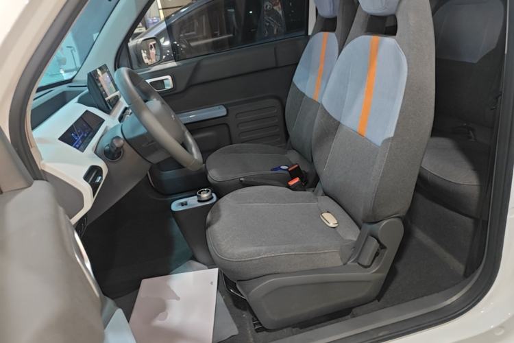 Used Geely Galaxy Panda 2024 Panda Mini 200km Endurance Bear Left Front Seat