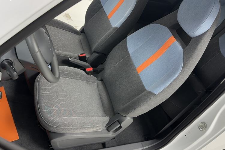 Used Geely Galaxy Panda 2024 Panda Mini 200km Endurance Bear Left Front Seat